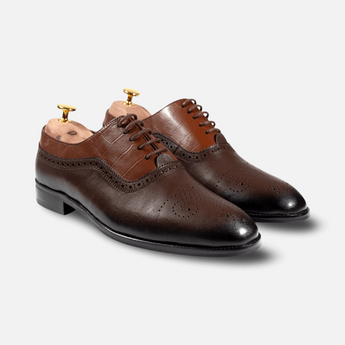 Marquis Oxford in brown – handcrafted brown leather Oxford shoes for men with full-grain leather and brogue detailing.