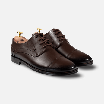 Regal Derby in brown — handcrafted brown leather derby shoes with full-grain leather and Goodyear welt construction.